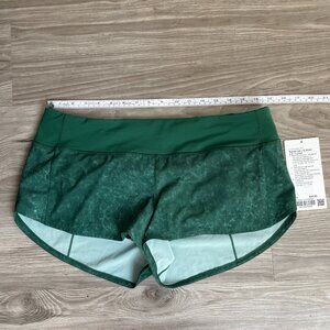 Lululemon Speed Up LR Short 2.5” Lined Size 10 - NWT